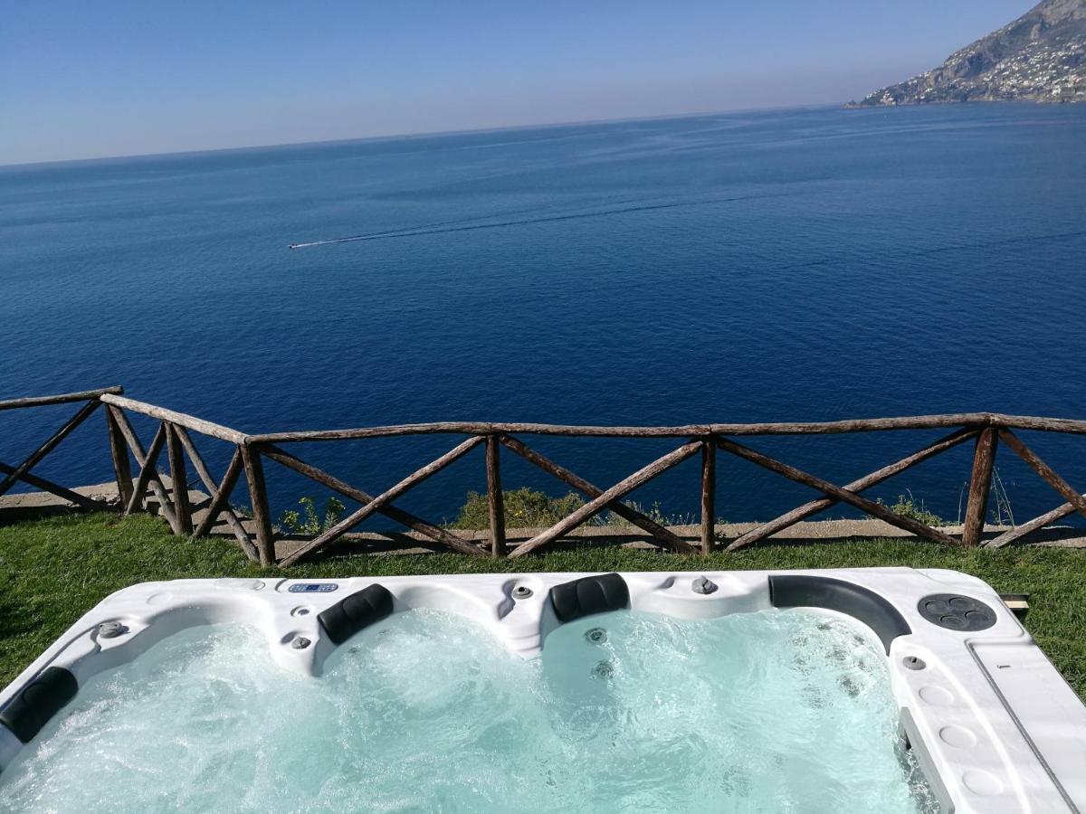 Villa Anna Майори Экстерьер фото